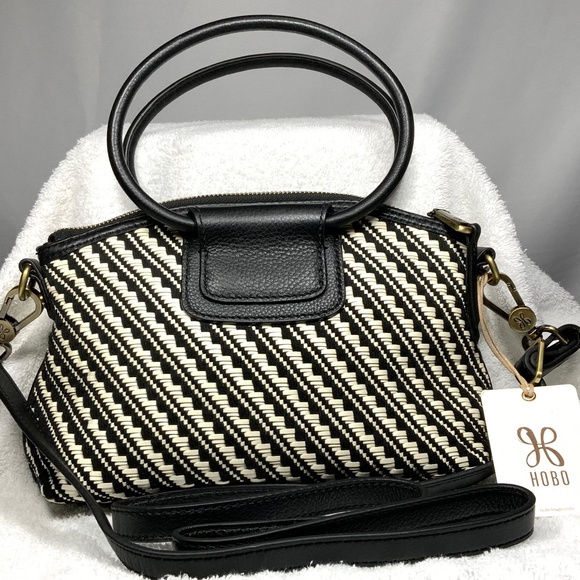NWT - Hobo Sheila Weave Crossbody Bag - Picture 1 of 11